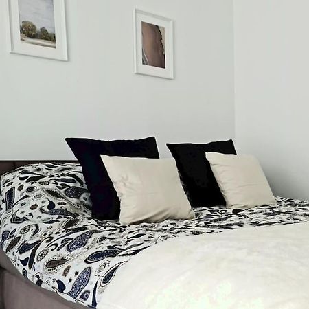 Apartament Poludniowy Z Balkonem 2 Osoby Varsovia Exterior foto
