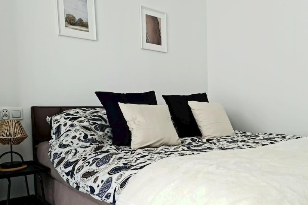 Apartament Poludniowy Z Balkonem 2 Osoby Varsovia Exterior foto